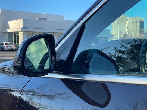 Used 2022 BMW X5 xDrive40i w/ Premium Package image 28