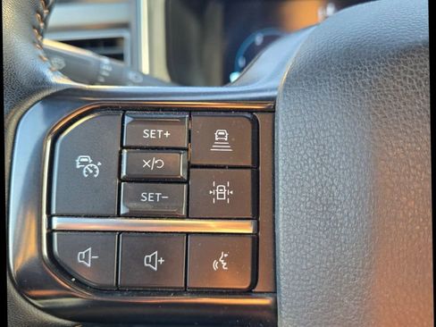 Used 2023 Ford F250 Platinum image 22