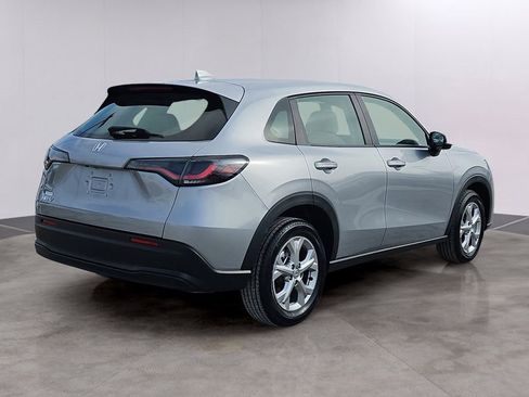 Certified 2023 Honda HR-V LX image 4