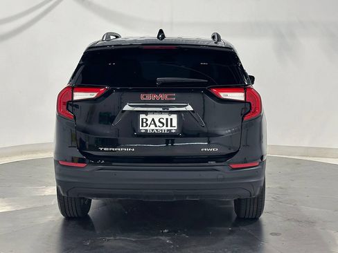 Used 2022 GMC Terrain SLE w/ Driver Convenience Package AWD/4WD image 12