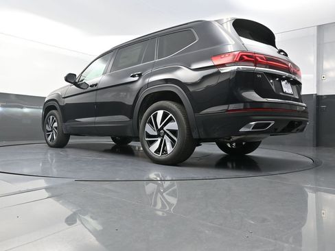 New 2026 Volkswagen Atlas SE FWD image 25