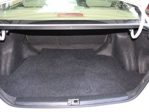 Used 2006 Toyota Corolla CE FWD image 15