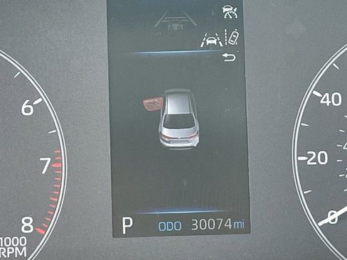 Used 2024 Toyota Corolla LE image 9