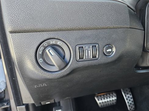 Used 2023 Dodge Charger GT image 15