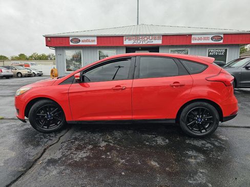 Used 2015 Ford Focus SE image 9
