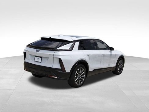 New 2026 Cadillac Lyriq Sport RWD image 4