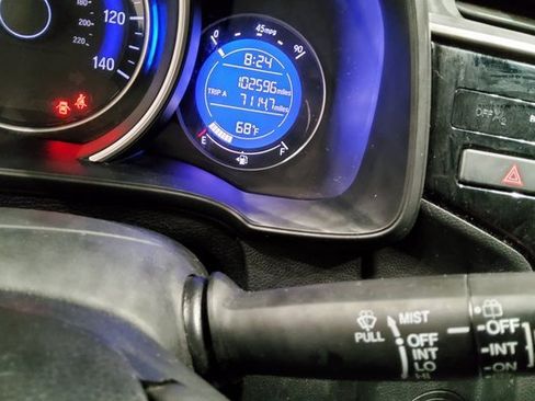 Used 2018 Honda Fit Sport image 32