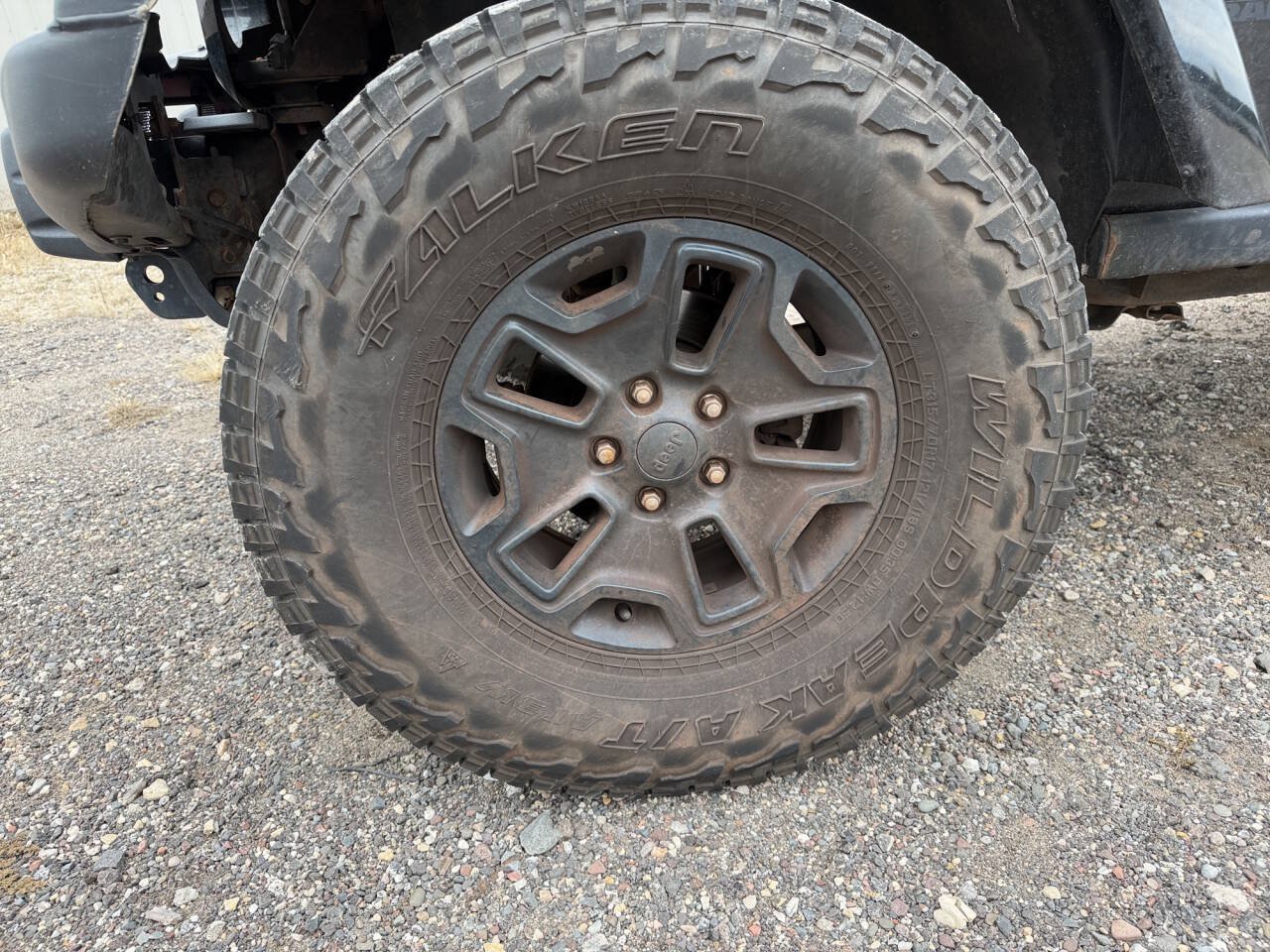 Used 2016 Jeep Wrangler Unlimited Sahara AWD/4WD image 9