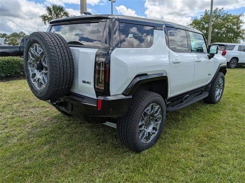 New 2025 GMC Hummer EV 3X image 3
