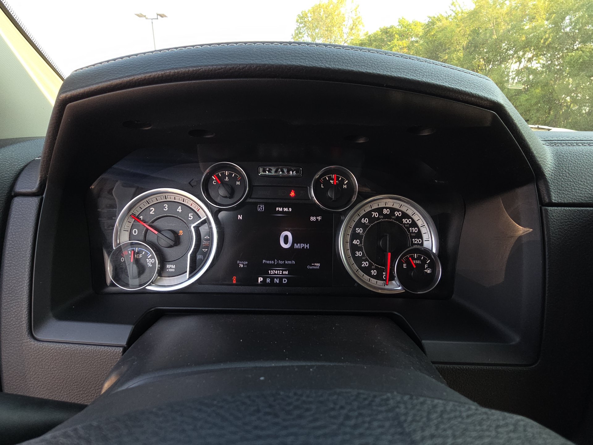 Used 2016 RAM 1500 Laramie w/ Convenience Group AWD/4WD image 17