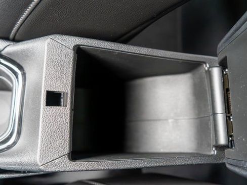 Used 2022 Jeep Compass Limited w/ (RED) Package image 37