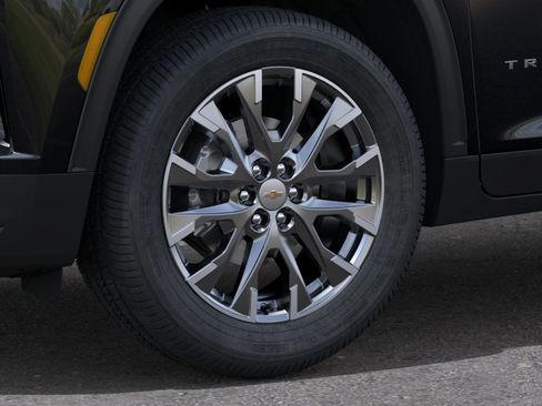New 2026 Chevrolet Traverse LT w/ Sun and Wheel Package AWD/4WD image 9