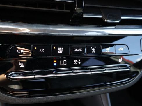 New 2026 Buick Envista Sport Touring FWD image 26
