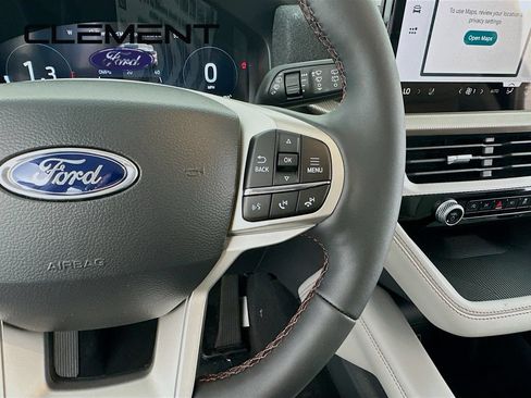New 2026 Ford Explorer Active w/ Active Comfort Package AWD/4WD image 16