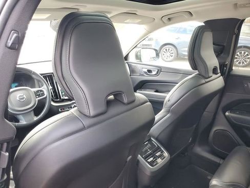 Certified 2022 Volvo XC60 B6 Inscription w/ Protection Package Premier image 26