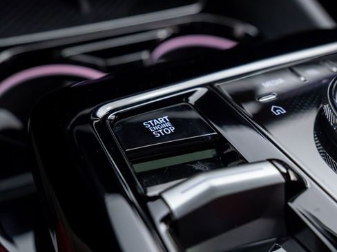 Certified 2025 BMW 540i xDrive image 22