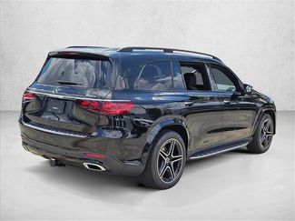 New 2026 Mercedes-Benz GLS 450 4MATIC video 2