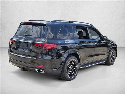 New 2026 Mercedes-Benz GLS 450 4MATIC image 2