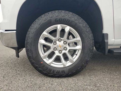 New 2026 Chevrolet Silverado 1500 LT w/ Z71 Off-Road Package AWD/4WD image 10
