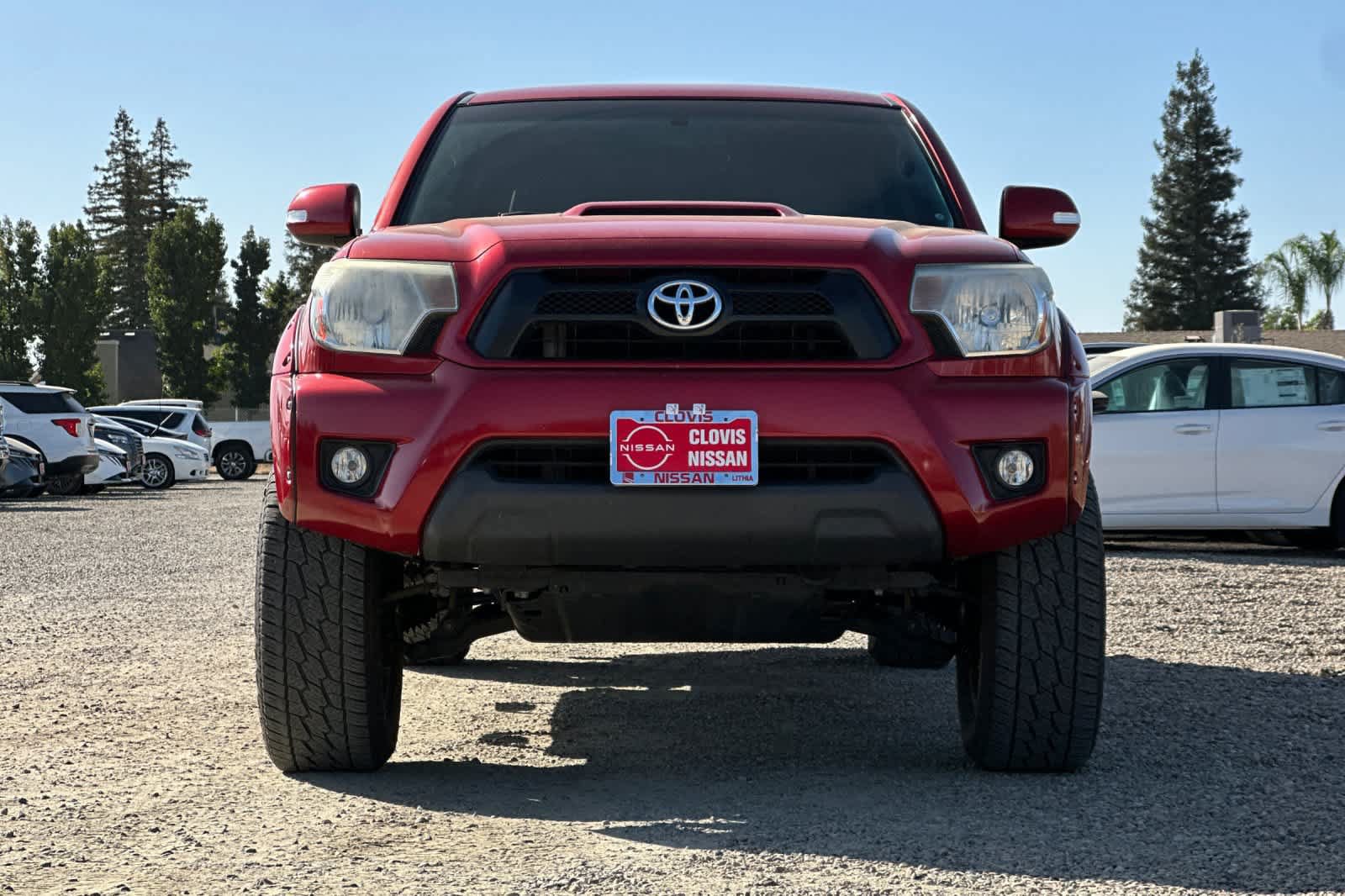 Used 2015 Toyota Tacoma 4x4 Double Cab w/ TRD Sport Package image 11