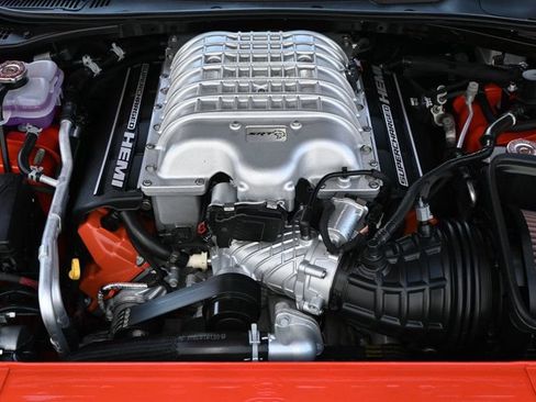 Used 2022 Dodge Challenger SRT Hellcat w/ Plus Package RWD image 21