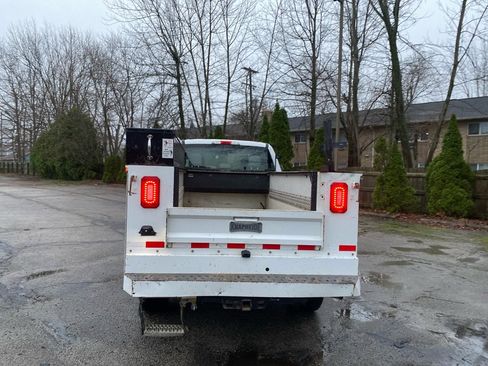 Used 2019 Ford F350 XL w/ XL Value Package image 4