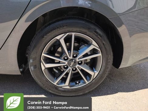 Used 2024 Kia Forte LXS w/ LXS Technology Package FWD image 31
