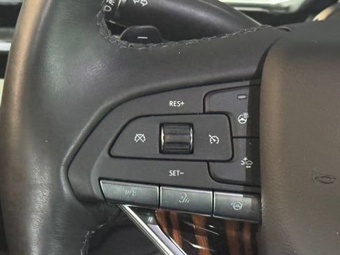 Used 2024 Cadillac Escalade Premium Luxury w/ Performance Package AWD/4WD image 11