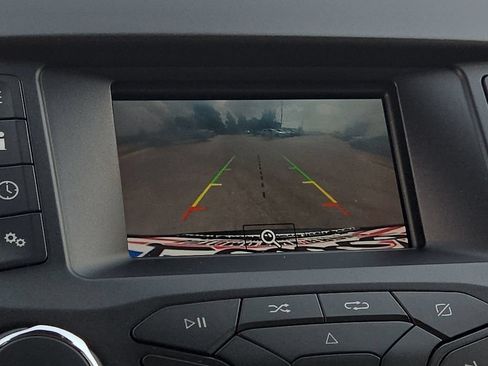 Used 2019 Ford Edge SE FWD image 13