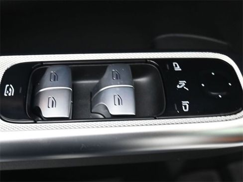 New 2026 Mercedes-Benz GLC 43 AMG GLC 43 AMG image 21