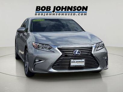 Used 2017 Lexus ES 300h
