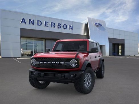 New 2025 Ford Bronco Badlands image 2