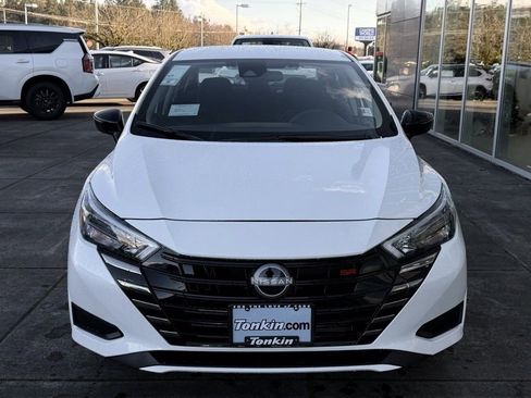 New 2025 Nissan Versa SR w/ Trunk Package image 3