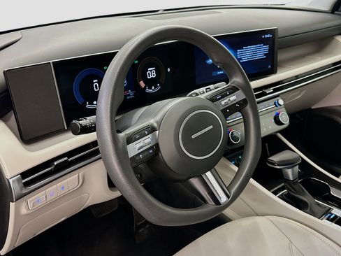 Used 2025 Hyundai Tucson SEL image 18