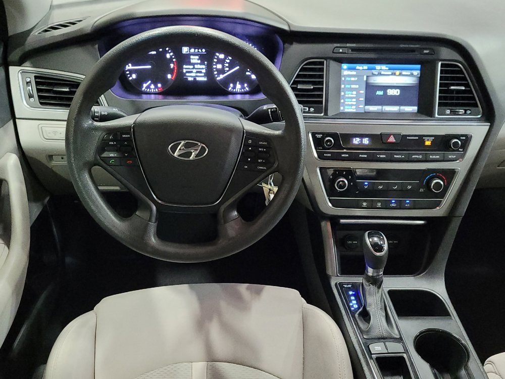 Used 2017 Hyundai Sonata SE FWD image 22