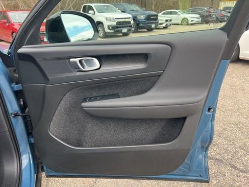 Certified 2023 Volvo XC40 Recharge Plus AWD/4WD image 16