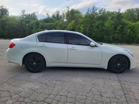Used 2010 INFINITI G37 x Sedan w/ Premium Pkg AWD/4WD image 7