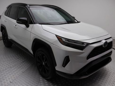 Used 2023 Toyota RAV4 XSE image 6