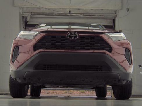 Used 2025 Toyota RAV4 LE FWD image 3