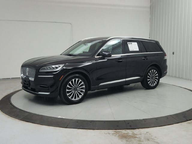 Used 2023 Lincoln Aviator Reserve w/ Elements Package Plus RWD image 4