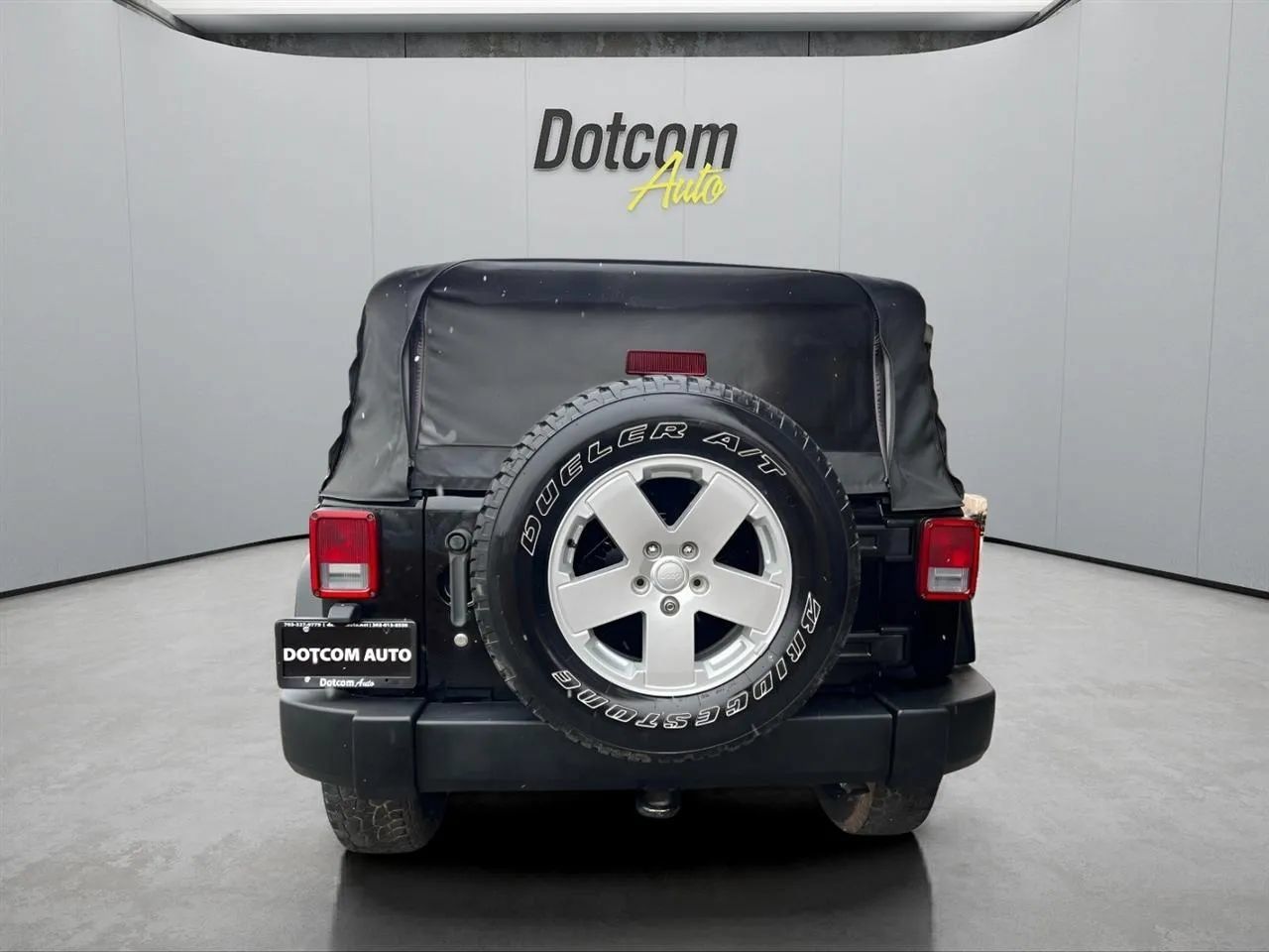 Used 2007 Jeep Wrangler Sahara AWD/4WD image 8