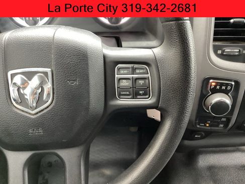 Used 2020 RAM 1500 Tradesman w/ Chrome Appearance Group AWD/4WD image 16