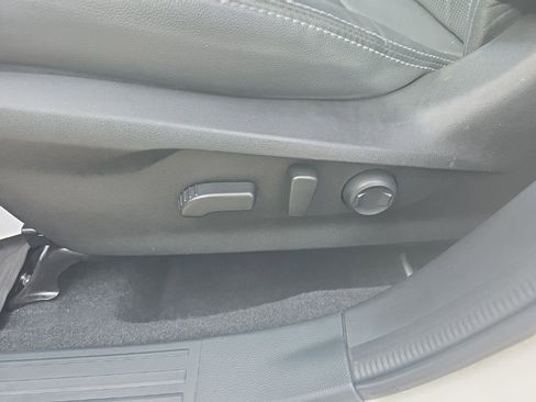 Used 2023 Subaru Forester Touring image 21