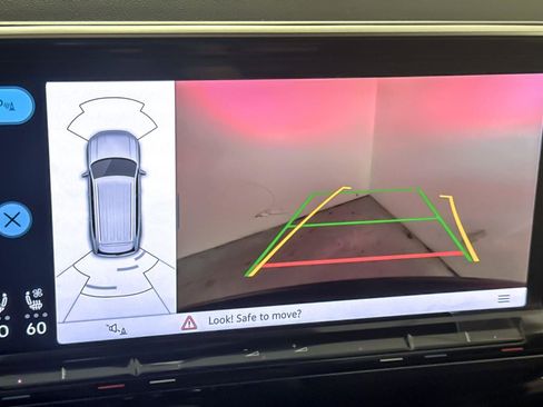 New 2026 Volkswagen Atlas SE image 19