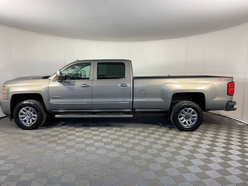 Used 2017 Chevrolet Silverado 3500 High Country w/ Duramax Plus Package AWD/4WD image 6