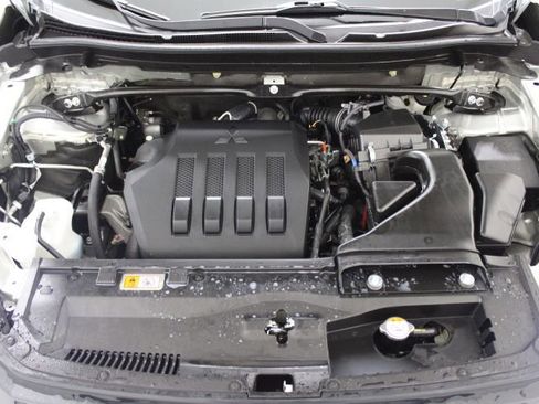 Used 2023 Mitsubishi Eclipse Cross LE image 45