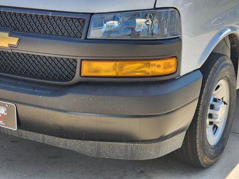 New 2025 Chevrolet Express 3500 w/ Power Convenience Package image 15