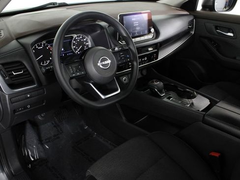 Certified 2023 Nissan Rogue SV image 19