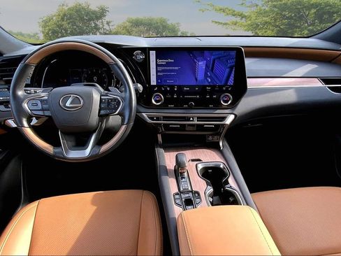 Used 2024 Lexus RX 350 Premium w/ Convenience Package AWD/4WD image 7