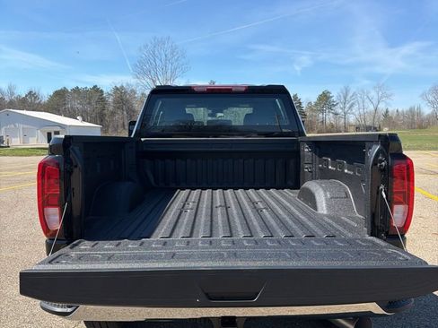 New 2026 GMC Sierra 2500 Pro AWD/4WD image 18